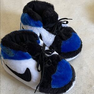 Jordan Kids Fuzzy Slippers - Black, Blue, White